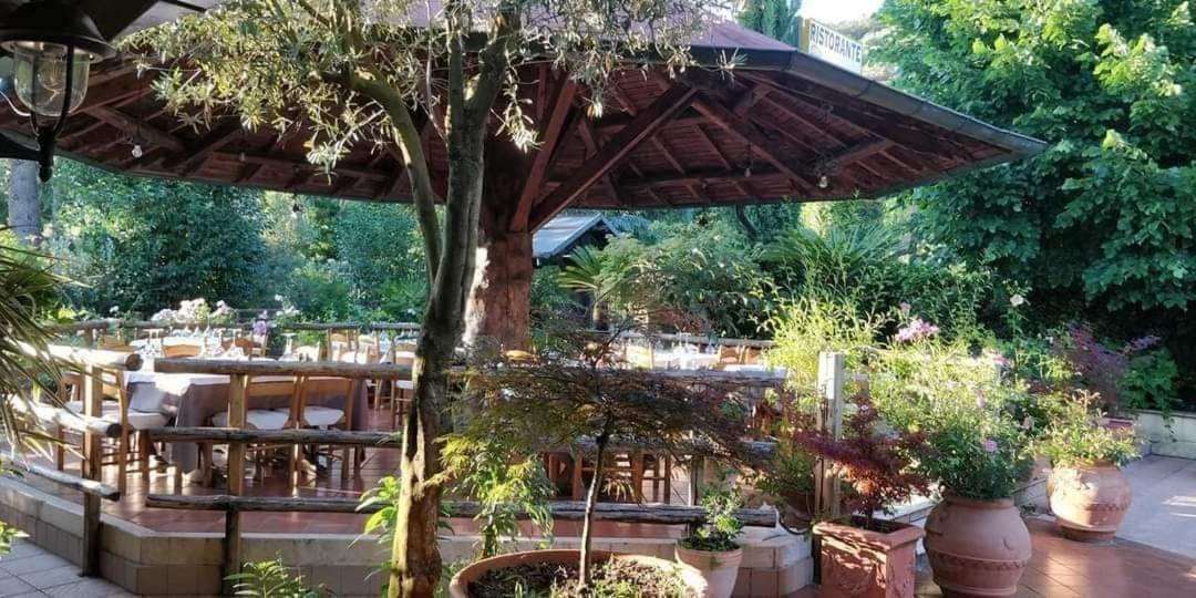 Guest House Romana Vecchia Monticchio  Bagian luar foto