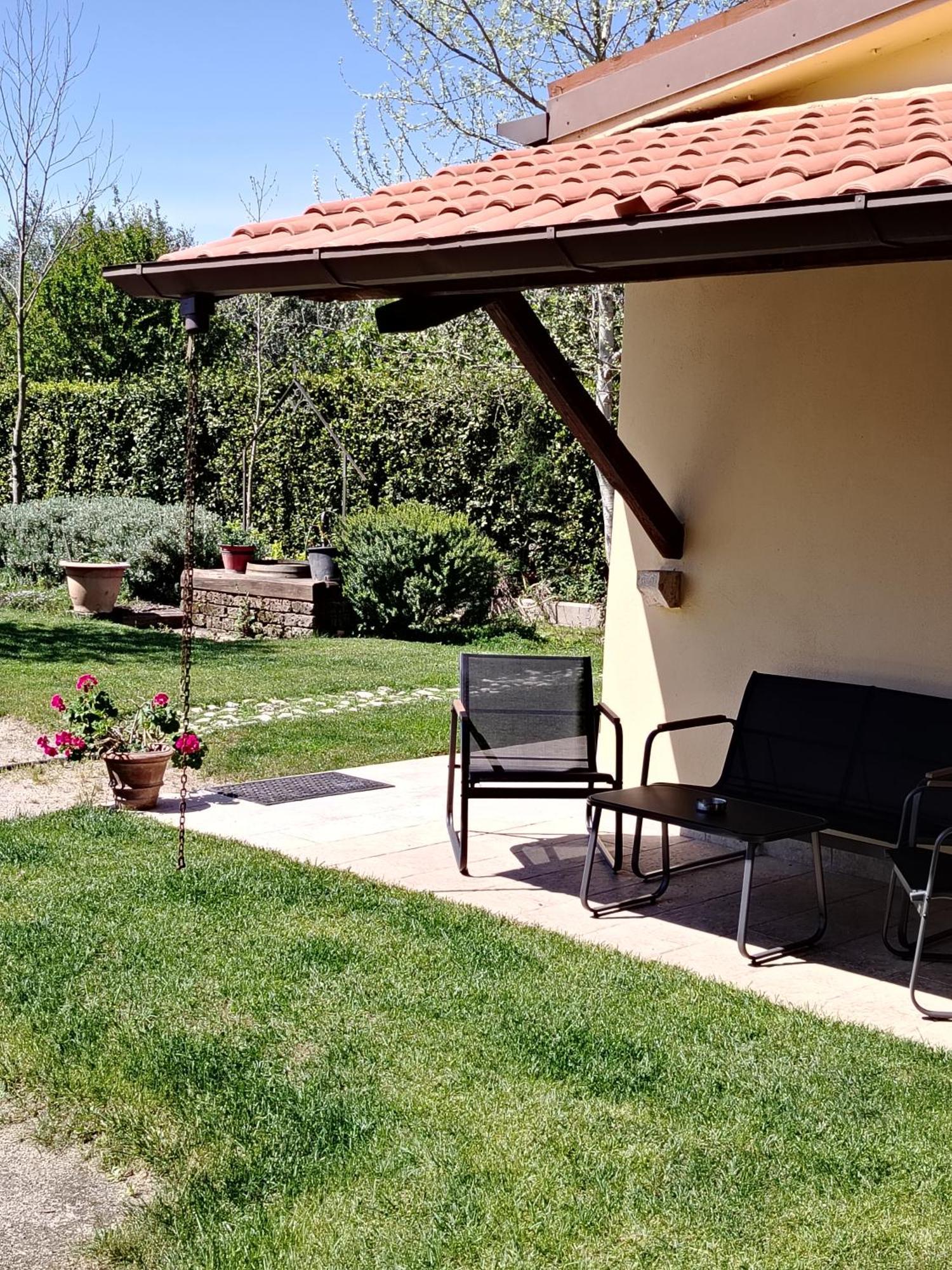 Guest House Romana Vecchia Monticchio  Bagian luar foto